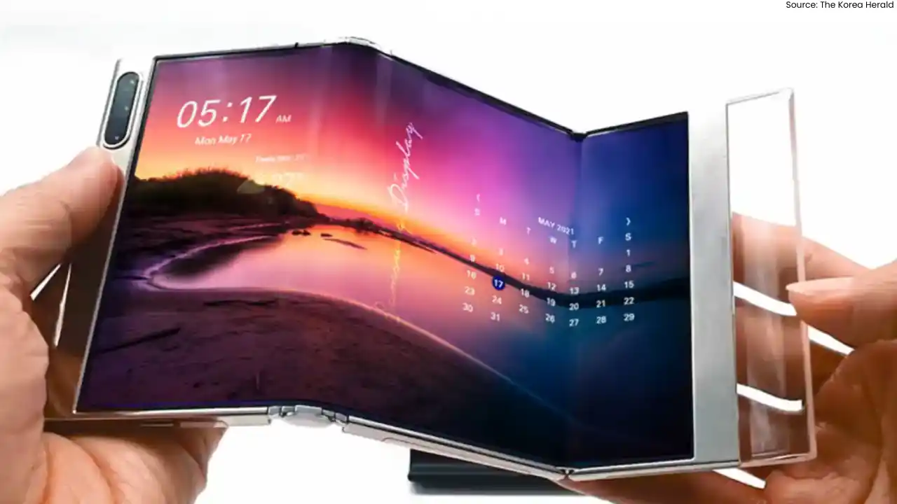 Samsung’dan üçe katlanan telefon müjdesi!