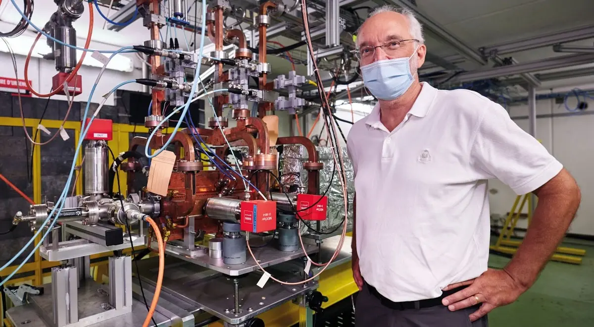 CERN’in parçacık hızlandırıcısı, kanser tedavisinde kullanılıyor!