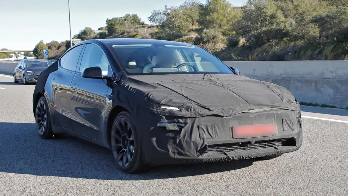 Yeni Tesla Model Y, İspanya’da ortaya çıktı!