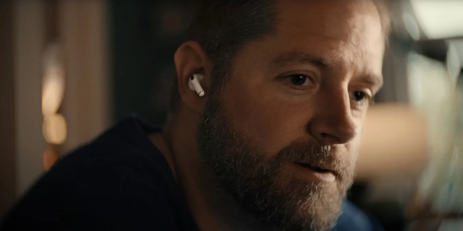 Apple, iOS 19 ile AirPods’a Canlı Çeviri Özelliği Getiriyor