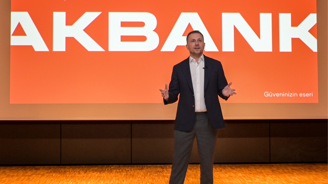 Akbank, 2025 yılı için teknoloji yatırımı bütçesini artırdı!