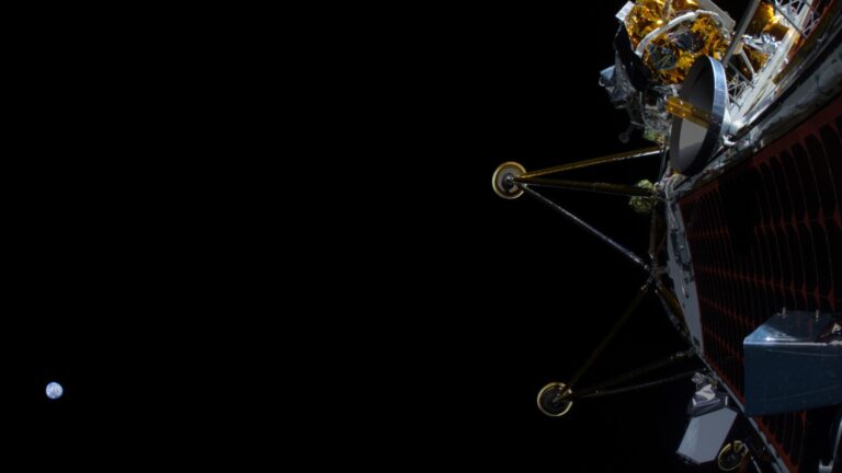 Intuitive Machines Ay’a iniş