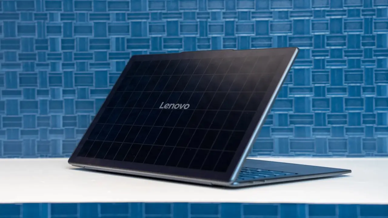 Lenovo, güneş enerjisiyle şarj olan bilgisayarını tanıttı!