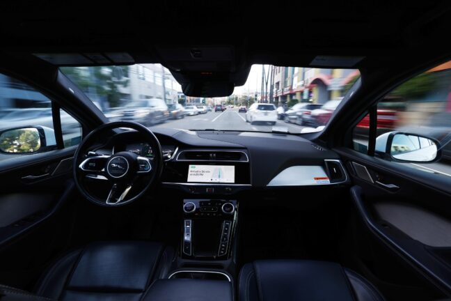 Waymo kamera verilerine dayalı reklam