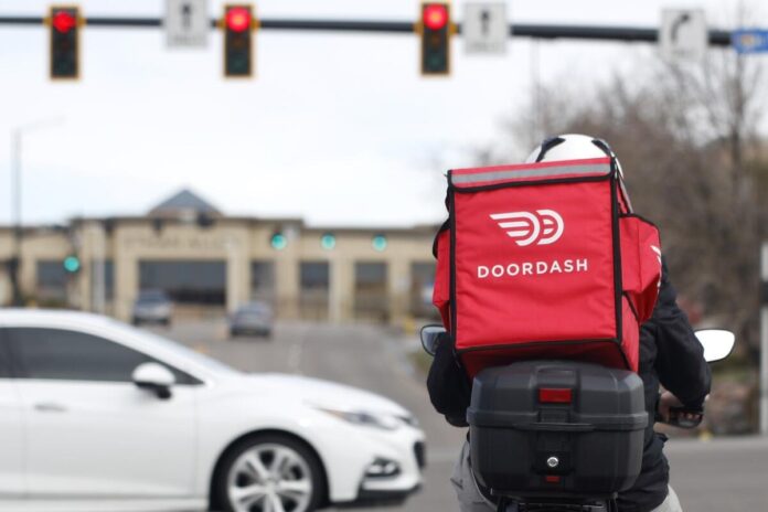 DoorDash sürücüsü