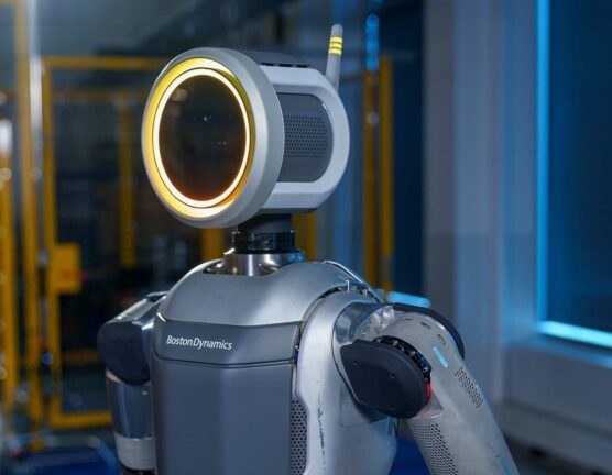 LG insansı robot