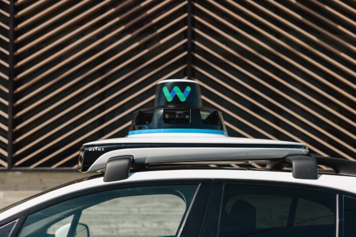Uber robotaksi kullanımı