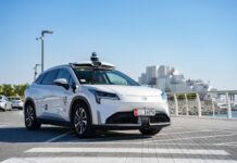 Uber ve WeRide otonom taksi