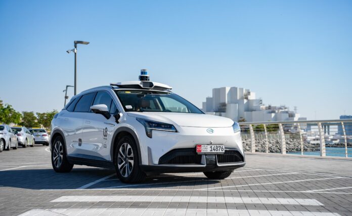 Uber ve WeRide otonom taksi