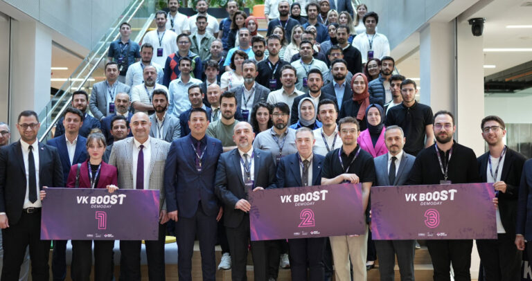 Finansal teknoloji (Fintech) alanında girişimcilerin desteklenmesini amaçlayan VK Boost Girişim Hızlandırma Programı başarıyla tamamlandı