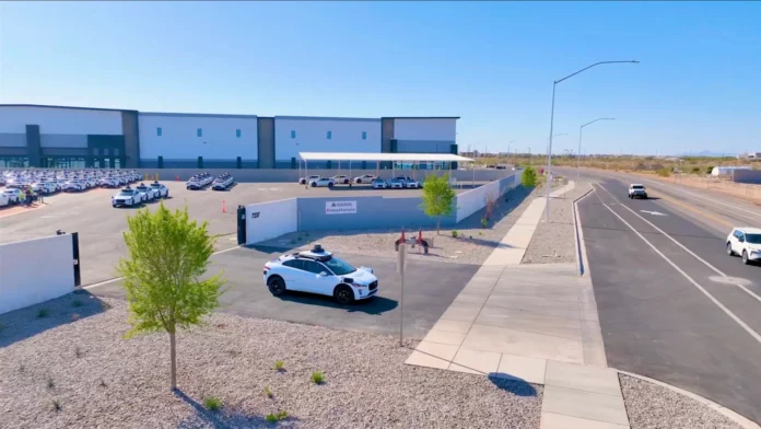 Waymo otonom araç fabrikası
