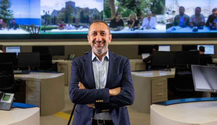 Türk Telekom CEO’su Ümit Önal