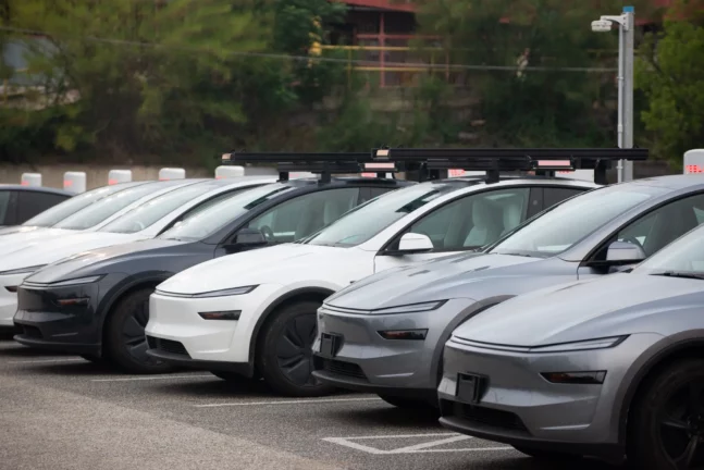 Tesla tam otonom robotaksi
