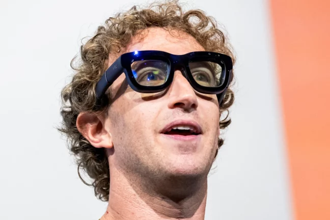 Zuckerberg yapay zeka yarışı