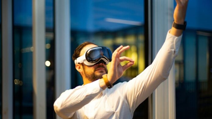 Apple ikinci nesil Vision Pro