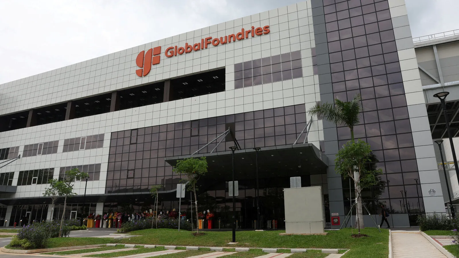 GlobalFoundries ABD hükümetinin desteğiyle ilgili soru işaretlerini giderdi!