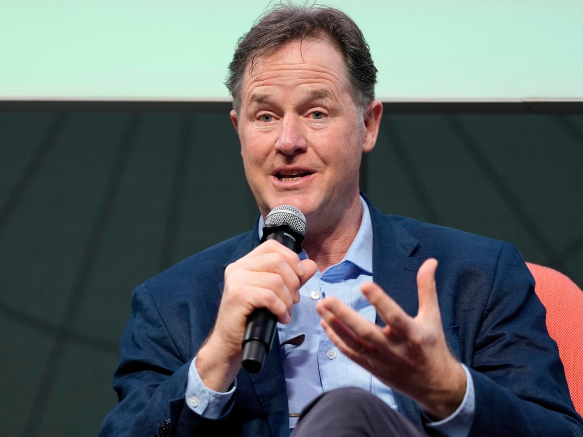 Clegg teknoloji liderlerini eleştirdi