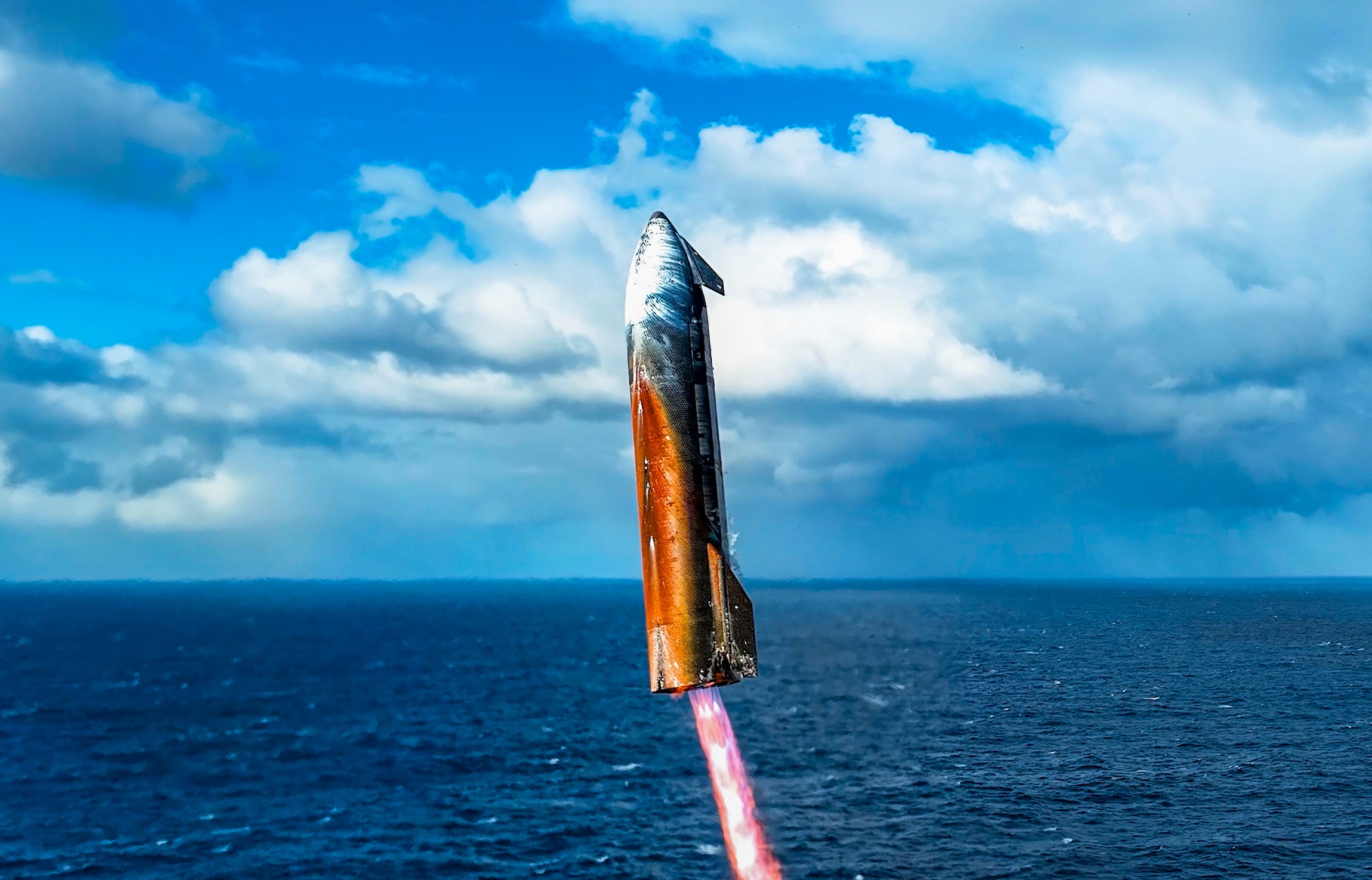 SpaceX hassas iniş görüntülerini paylaştı