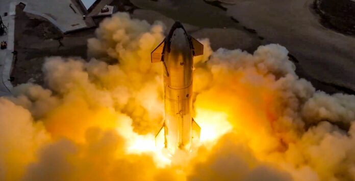 SpaceX Starship uçuş testi