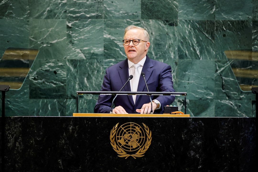 Avustralya sosyal medya kısıtlaması ile övgü topladı