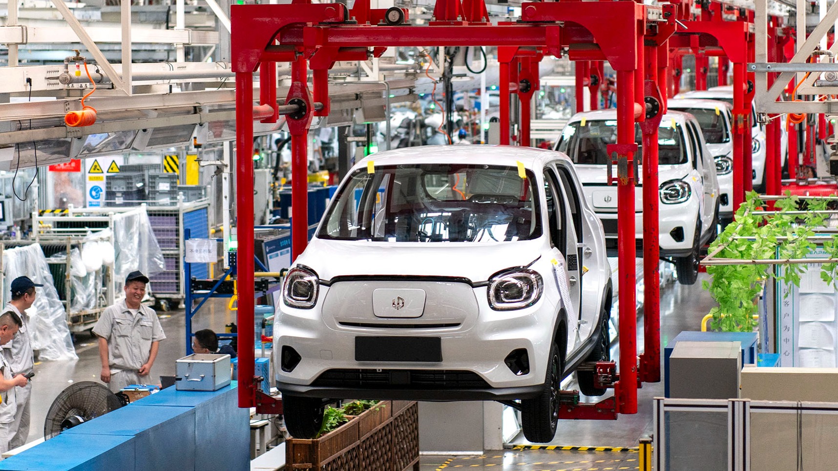 Çin otomotiv sektörü için operasyon başlattı