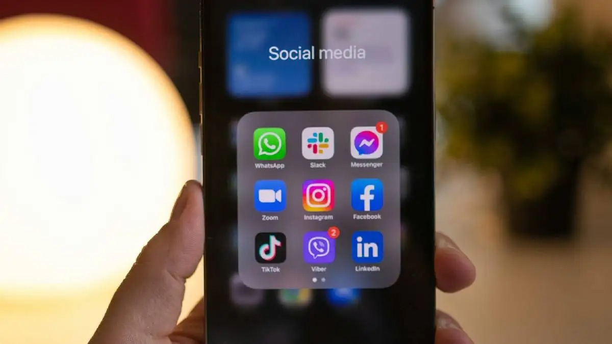 Nepal sosyal medya engeli ile gündemde