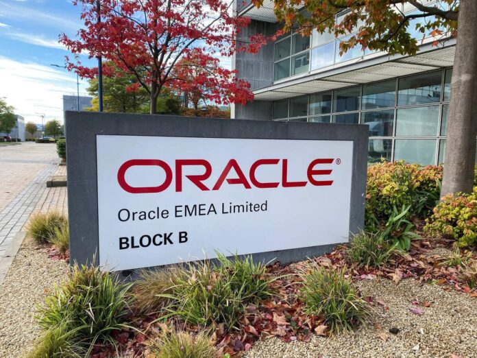 Oracle hisseleri bulut