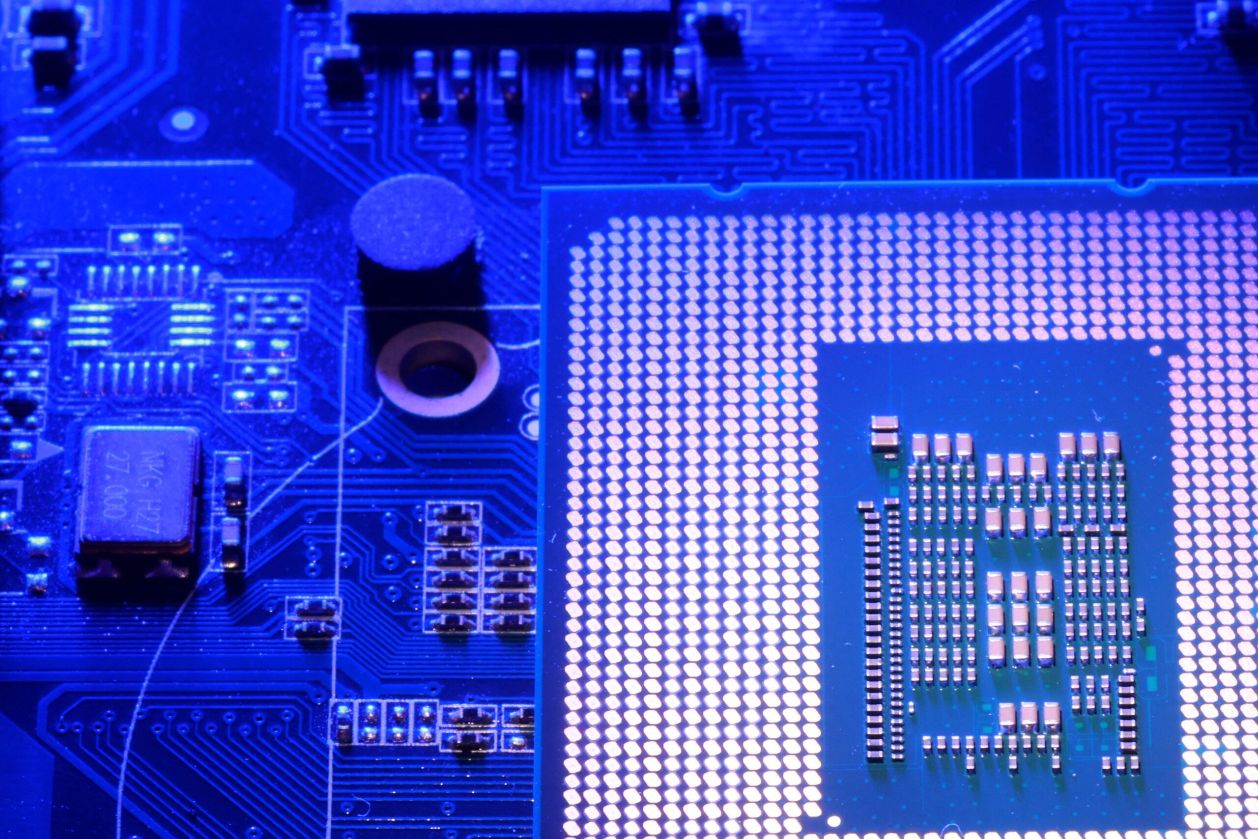 Trump elektronik ürünler için gümrük vergisini düzenleyecek