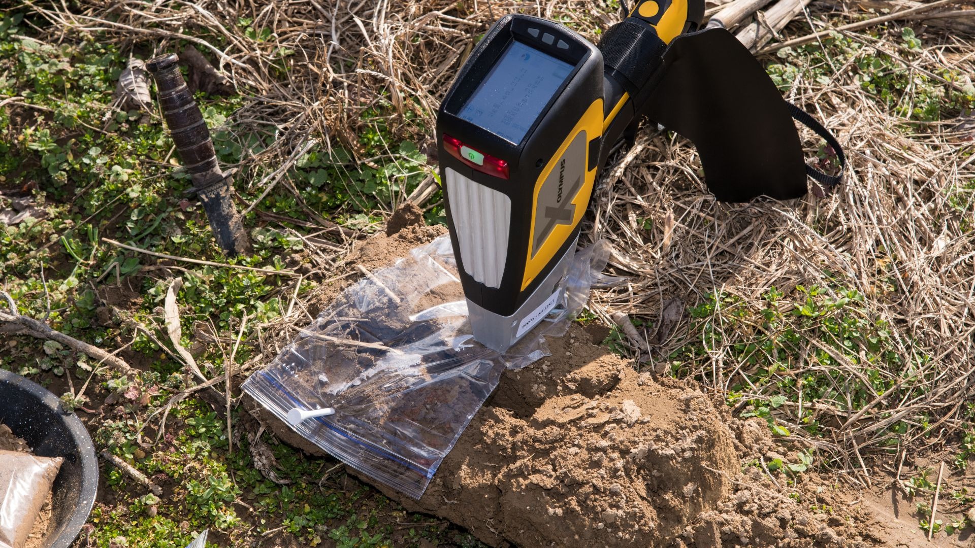 Mikrobiyal demir madenciliği nadir toprak elementlerini kazandırıyor