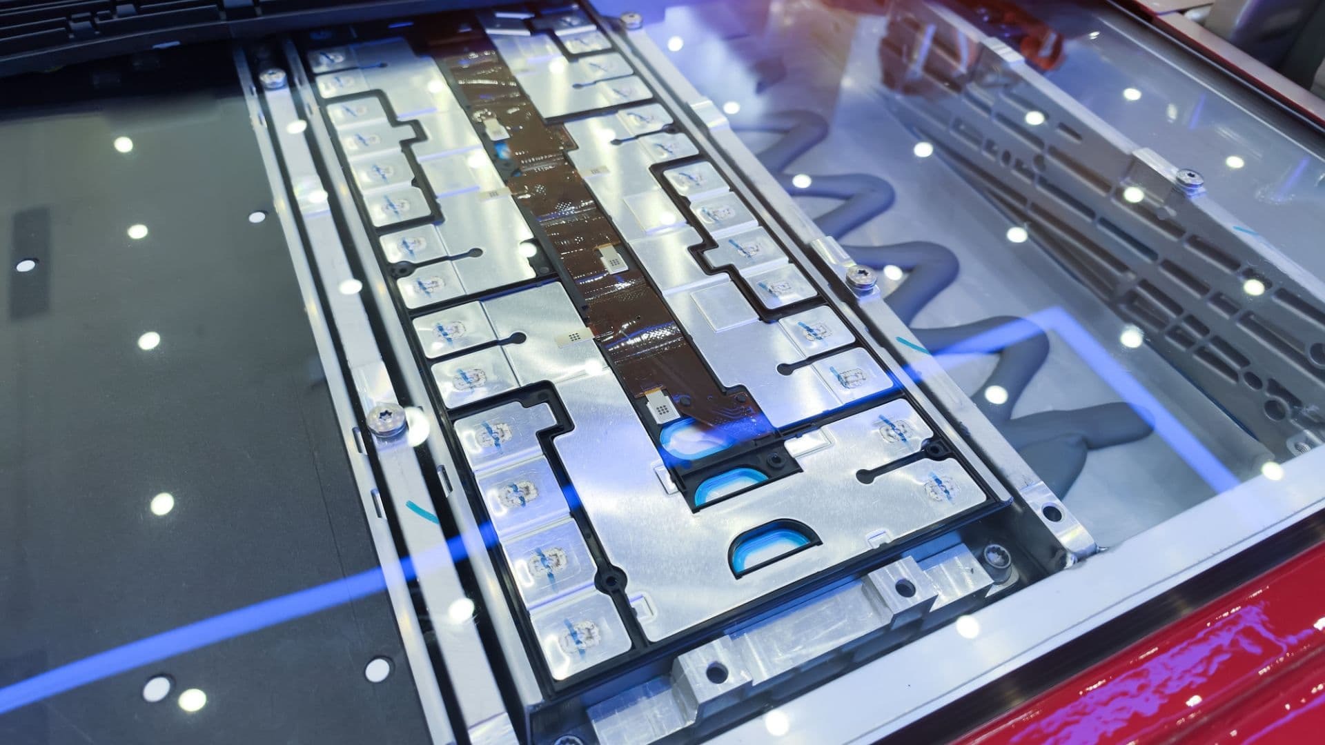 Çinko hava elektrikli araç pili delinmeye dayanıklı hale geldi