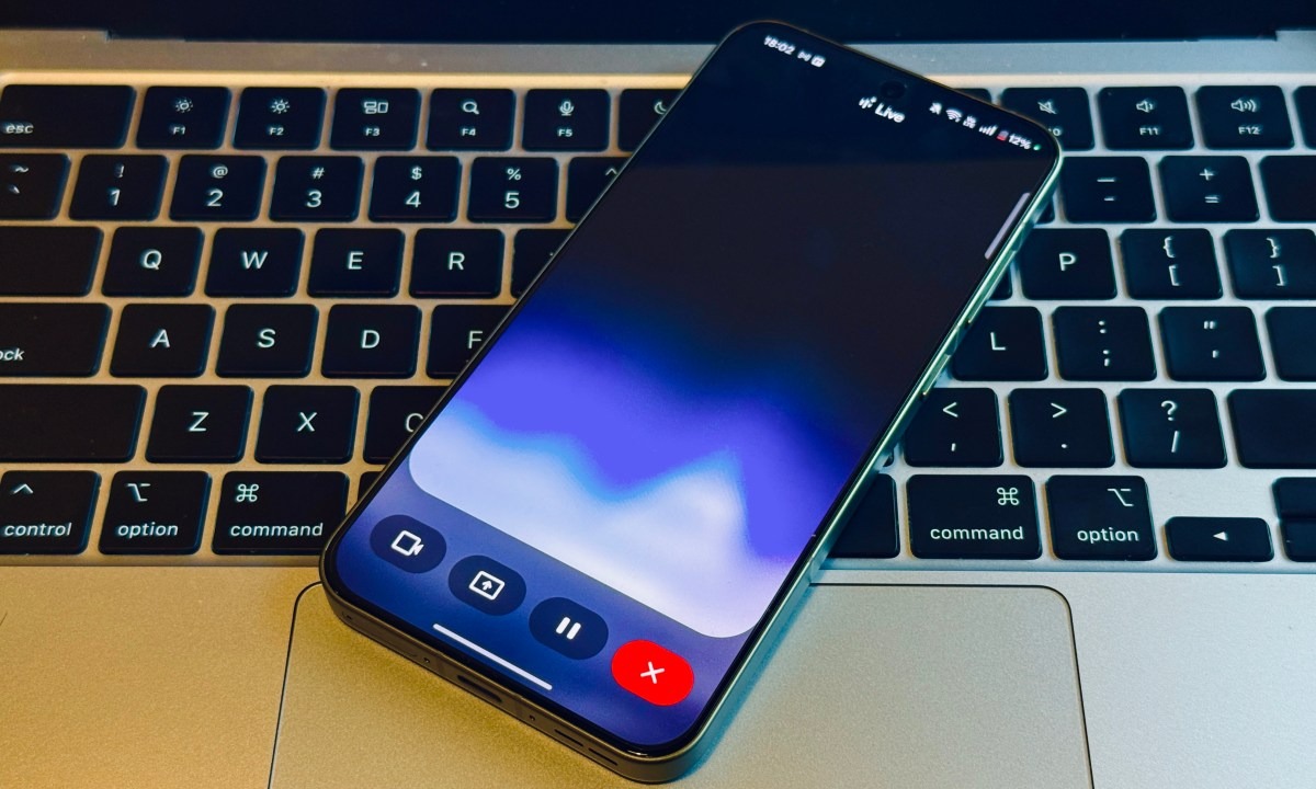 Gemini Live ses hileleri kullanıyor