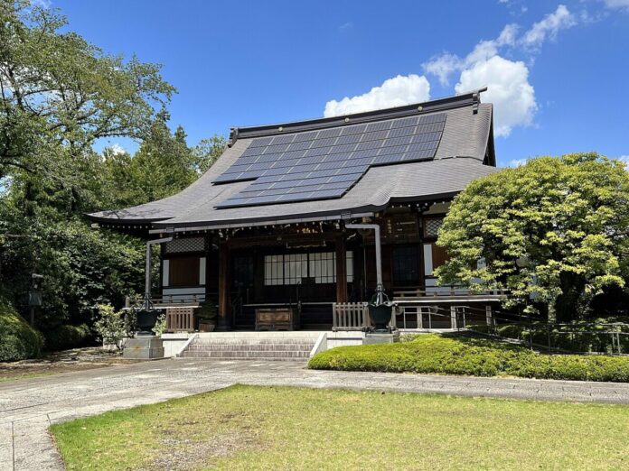 Güneş paneli pencereler