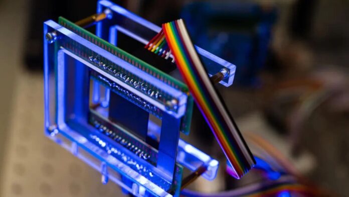 Hibrit spin ses dalgaları