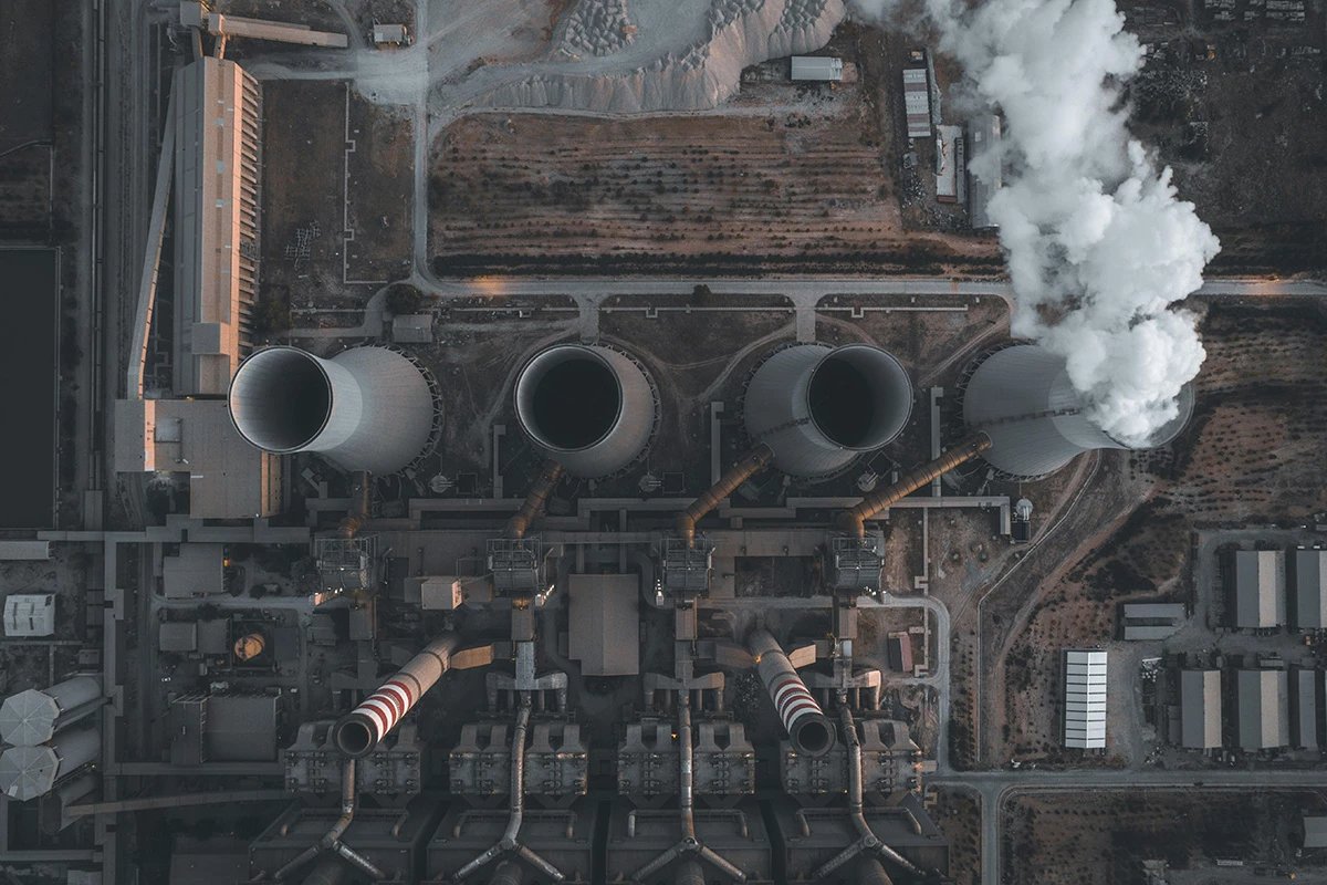 Küresel emisyonlar yeniden zirveye ulaştı