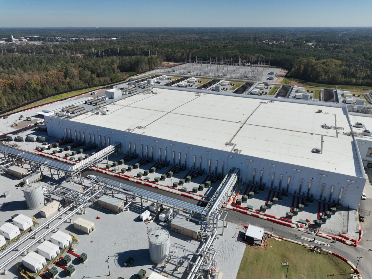 Microsoft yapay zeka fabrikası açtı