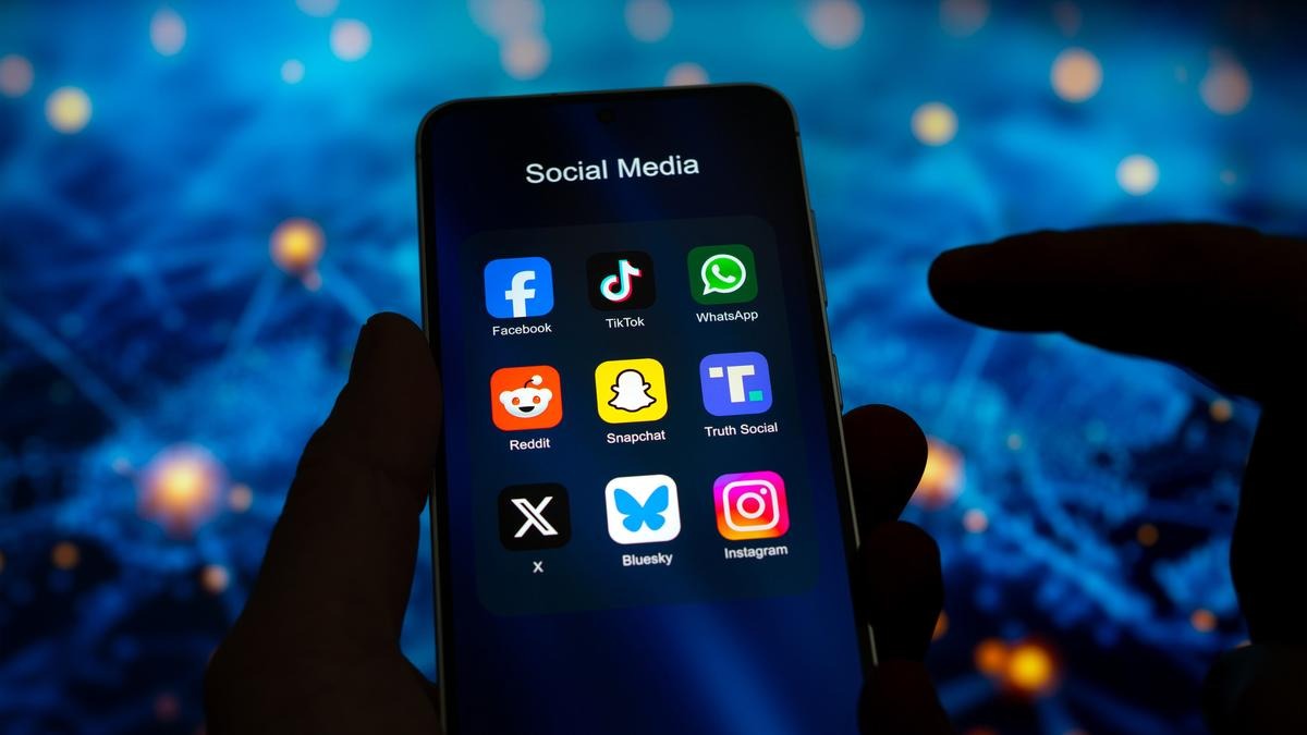 Reddit sosyal medya yasağına dahil oluyor