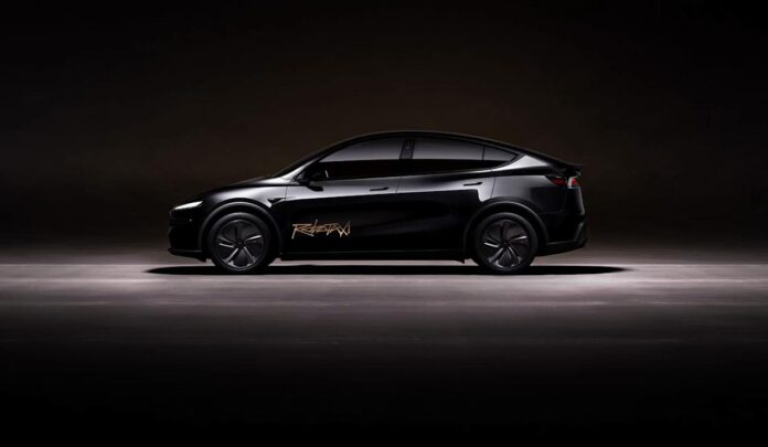 Tesla araç çağırma hizmeti