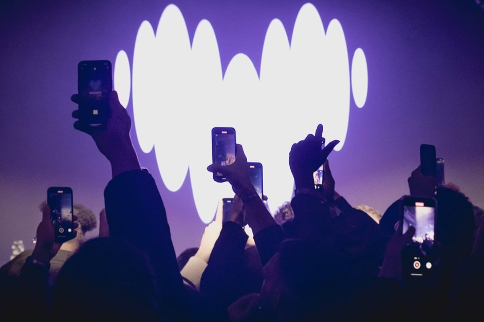 Deezer AI destekli müzik aracını lisansladı