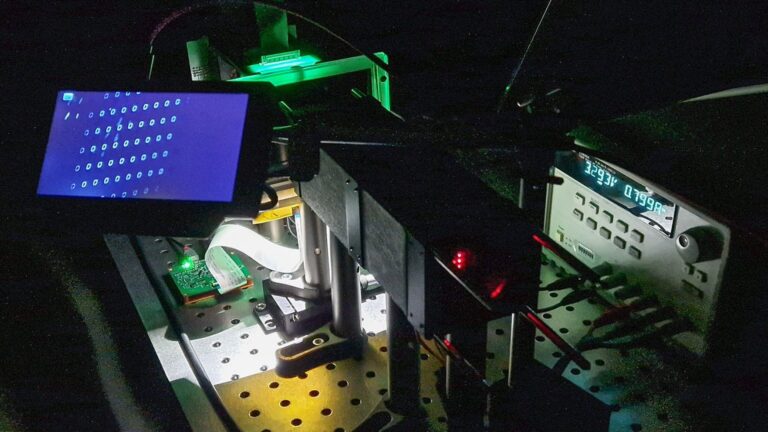 İnsan beyninden ilham alan çip