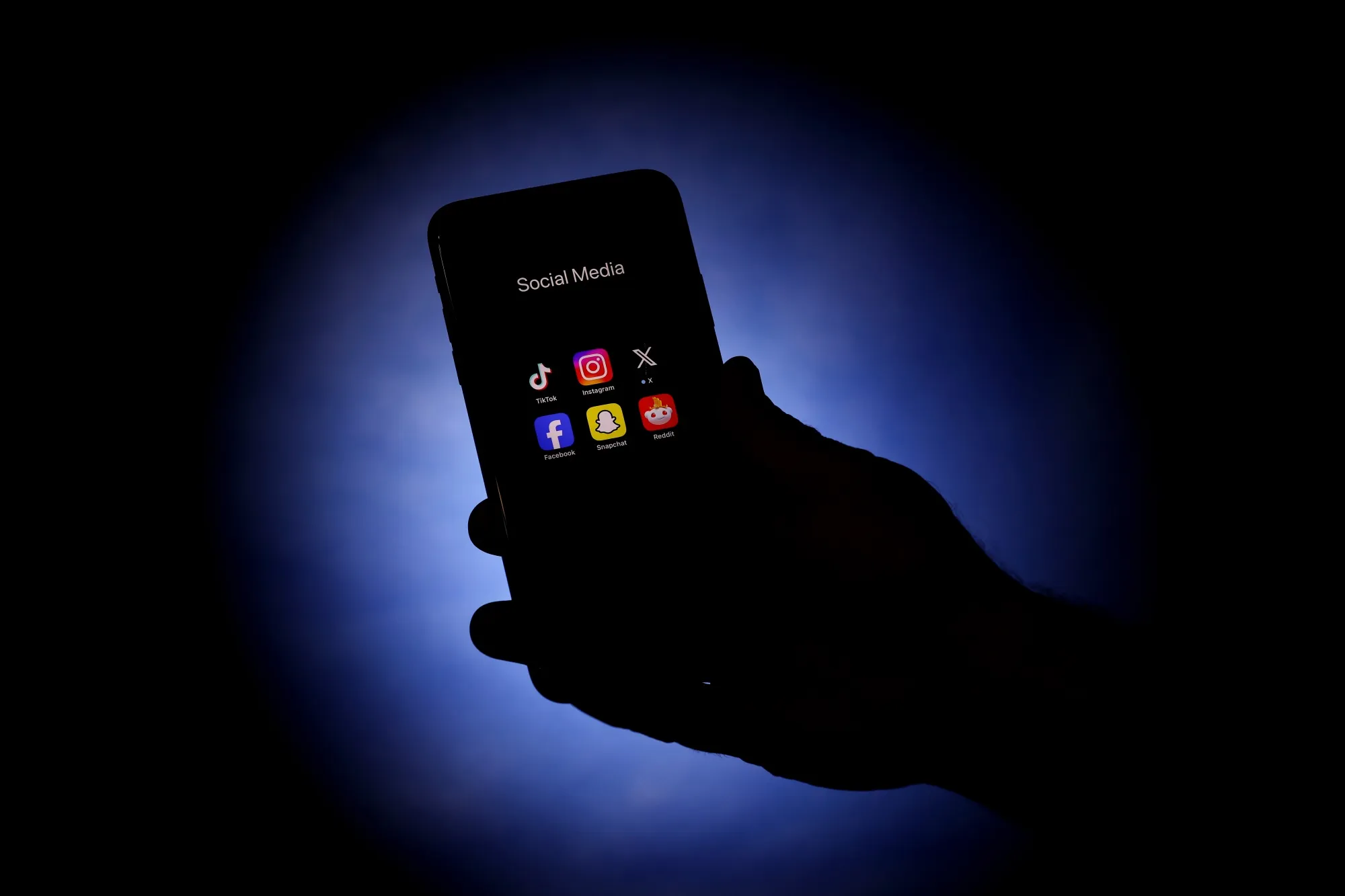 Çocuklara yönelik sosyal medya yasakları artıyor