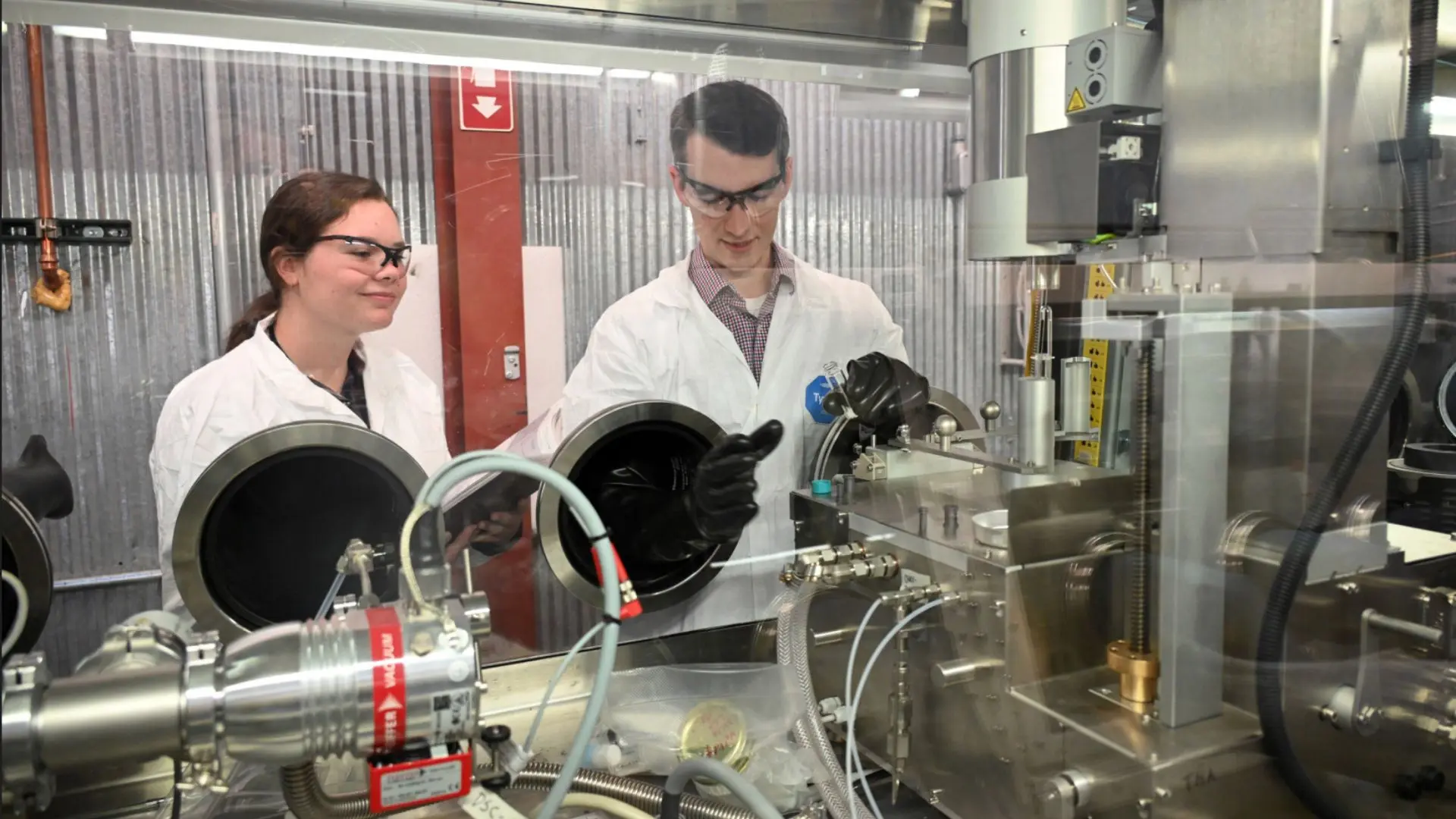 Erimiş tuz reaktörleri nükleer yakıtla devreye alınıyor