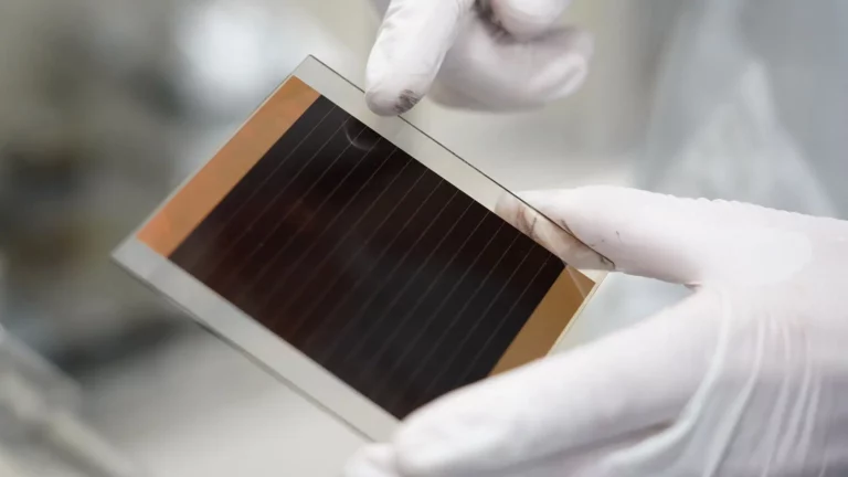 Perovskit panel verimliliği