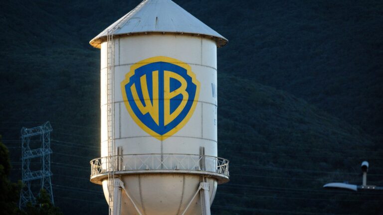 Warner Bros ve Paramount