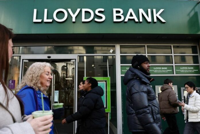 Lloyds BT