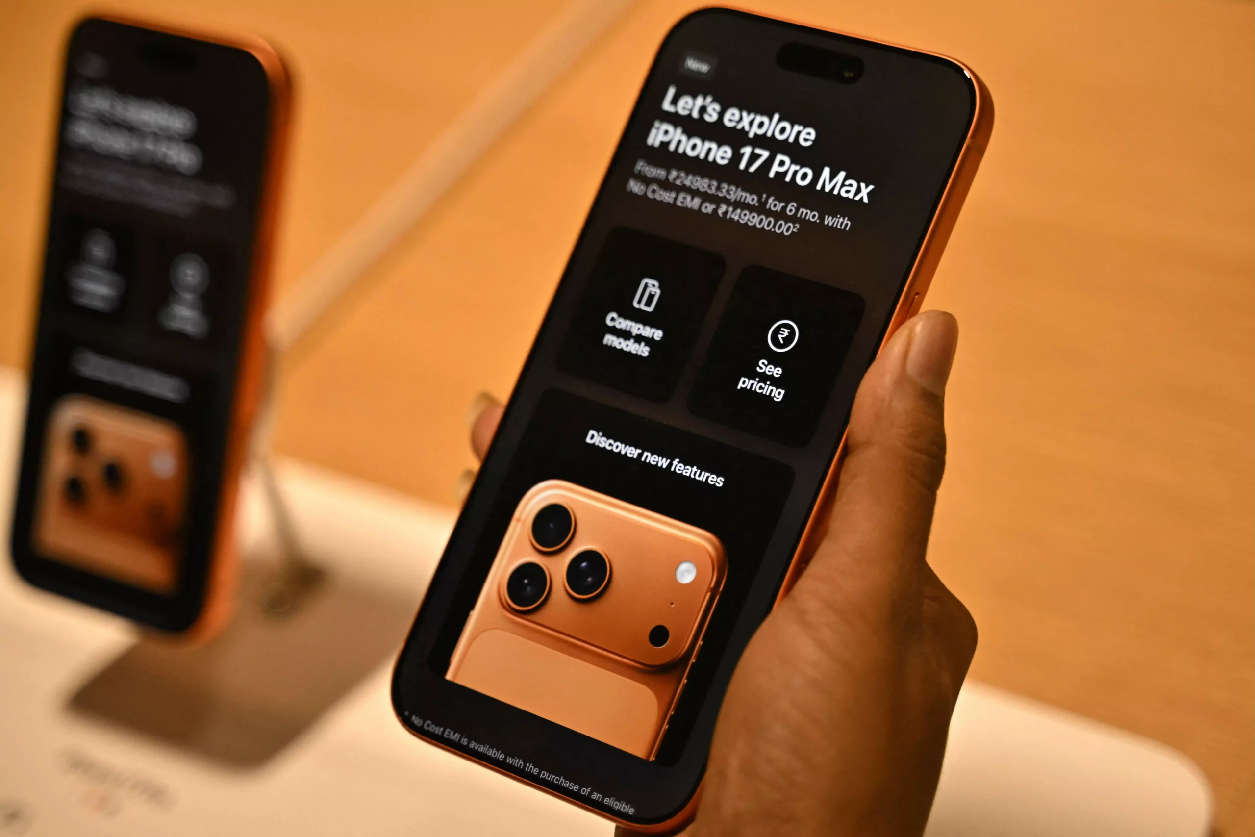 Apple akıllı telefon sevkiyatlarında liderliği ele geçirdi