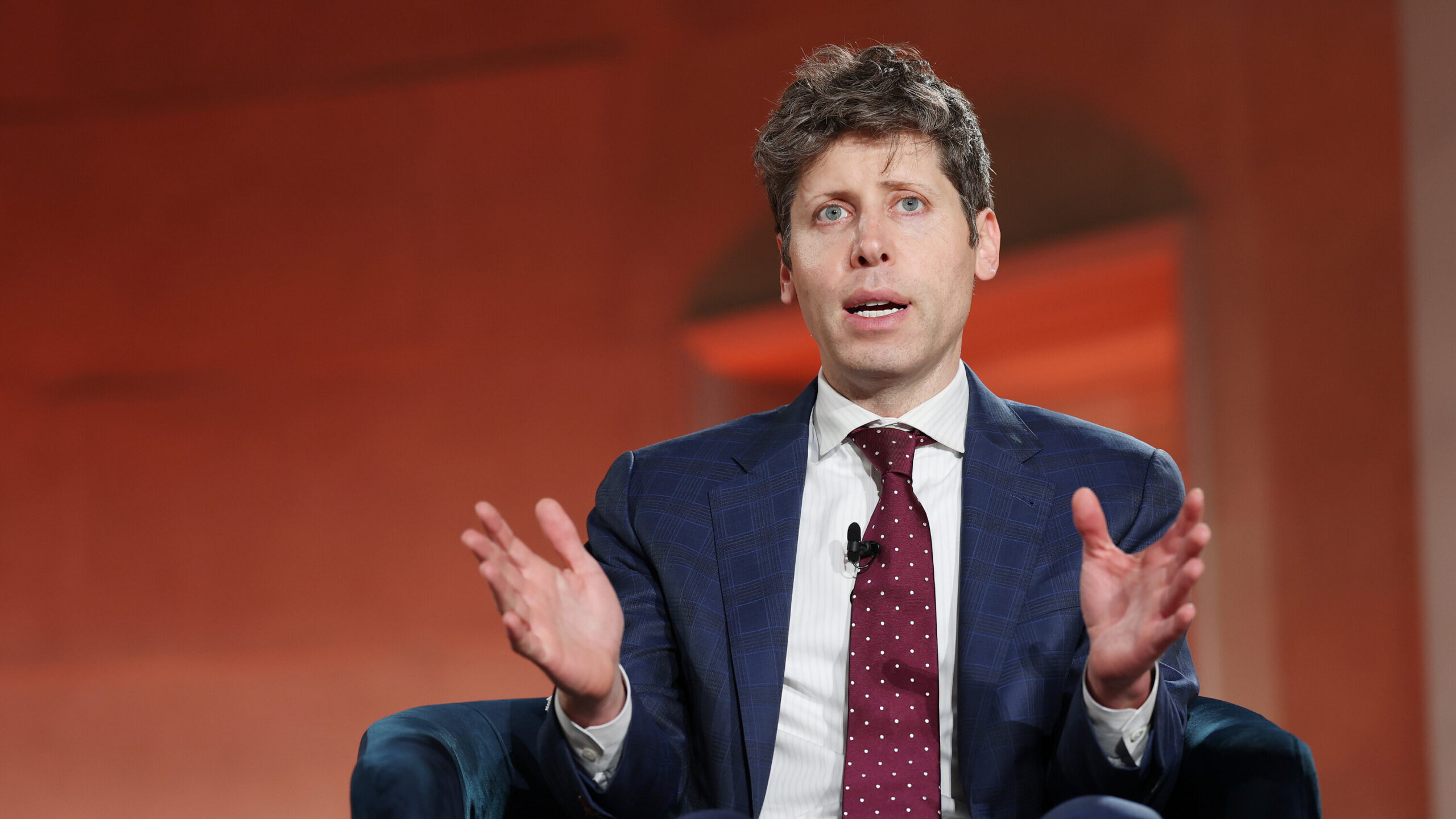 Sam Altman molotoflu saldırıya uğradı