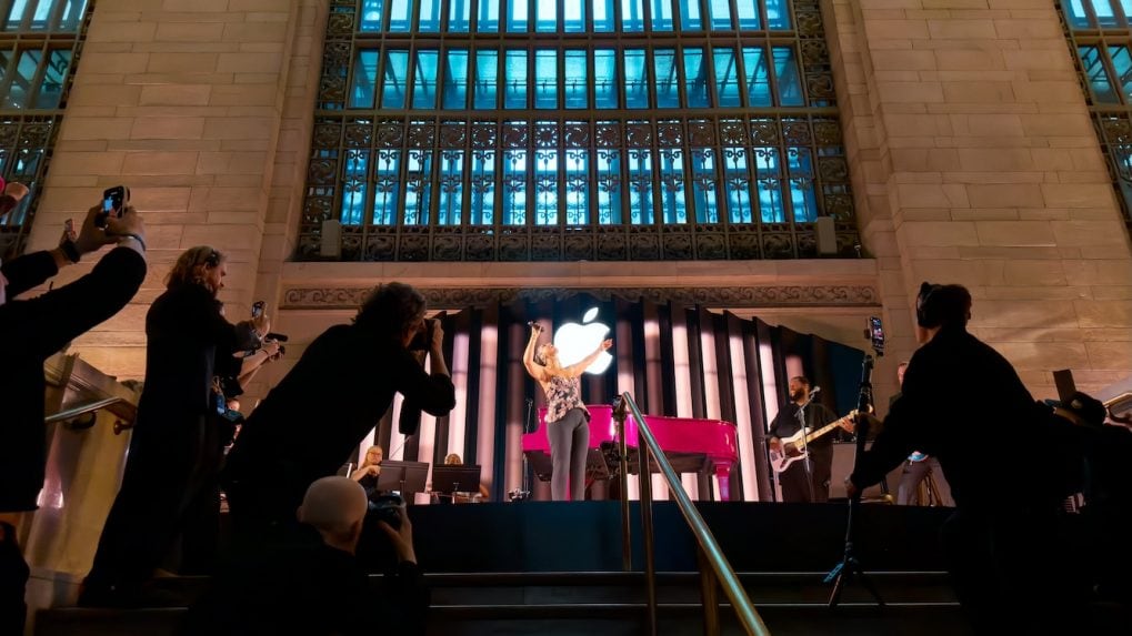 Apple Hindistan rekabet kurumu ile ters düştü