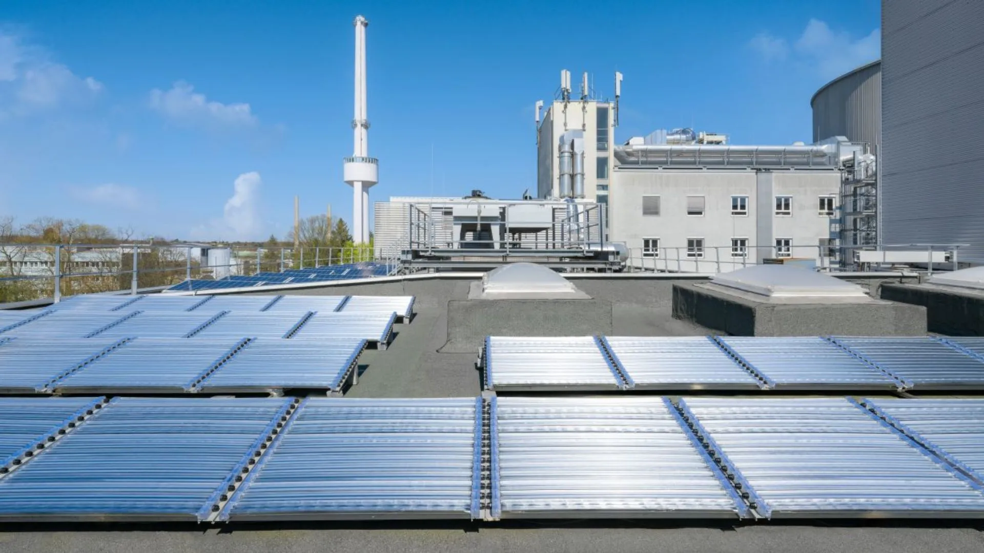 Elektrik kullanmadan hidrojen üreten paneller geliştirildi