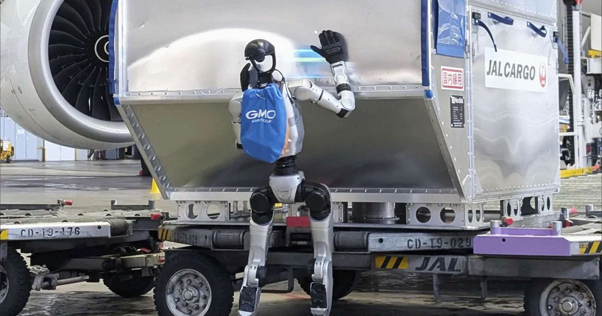 Havaalanında bagaj taşıma işleri robotlara bırakılıyor