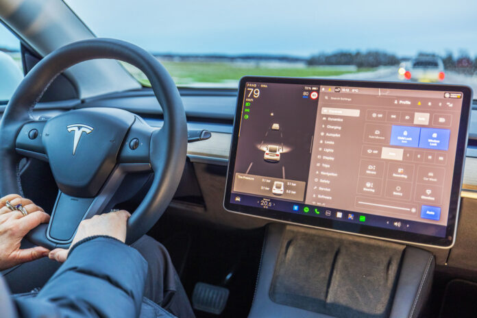 Tesla FSD